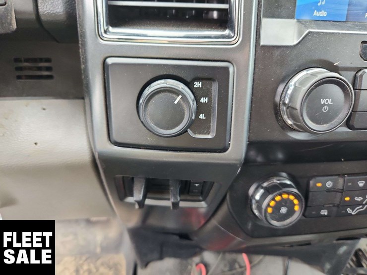 2021-ford-f550-image-19