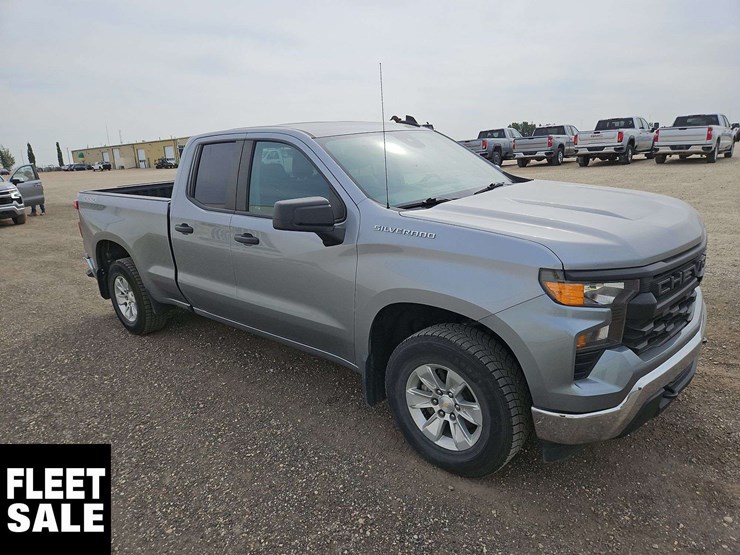 2023-chevrolet-silverado-1500-image-2