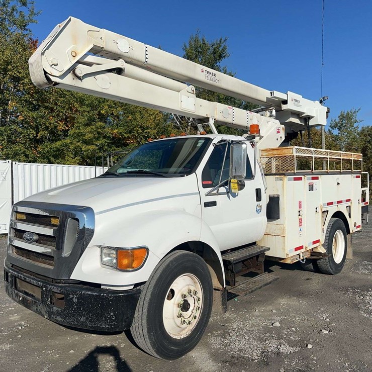 2005 FORD F650 XL