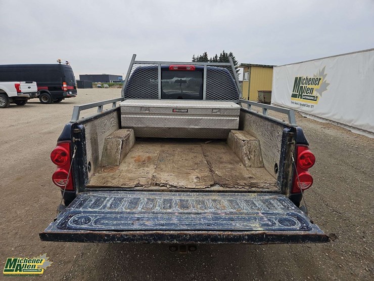2008-dodge-ram-2500-image-15