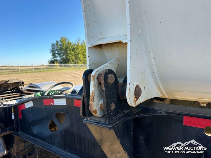 2014-doepker-sd16830-l-t/a-side-dump-trailer-image-26
