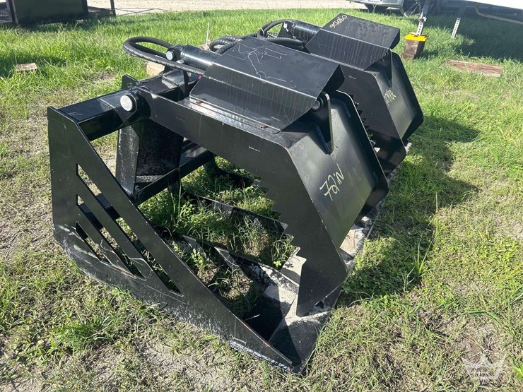 2025-72in-dual-cylinder-hydraulic-grapple-rake-skid-steer-attachment-image-2