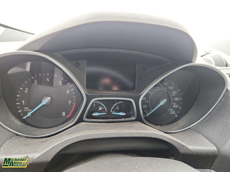 2019-ford-escape-se-image-11