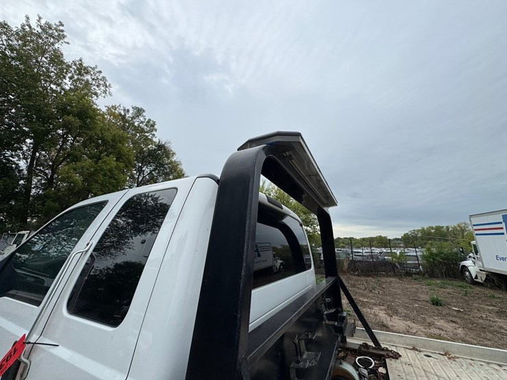2015-ford-f650-image-15