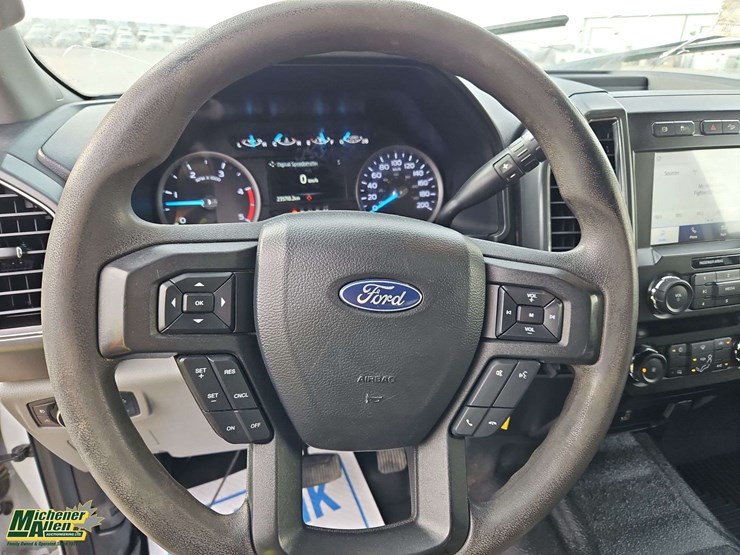 2020-ford-f350-image-21