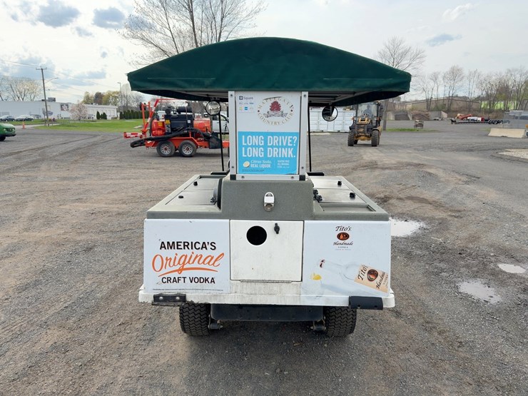 club-car-beverage-cart-image-4