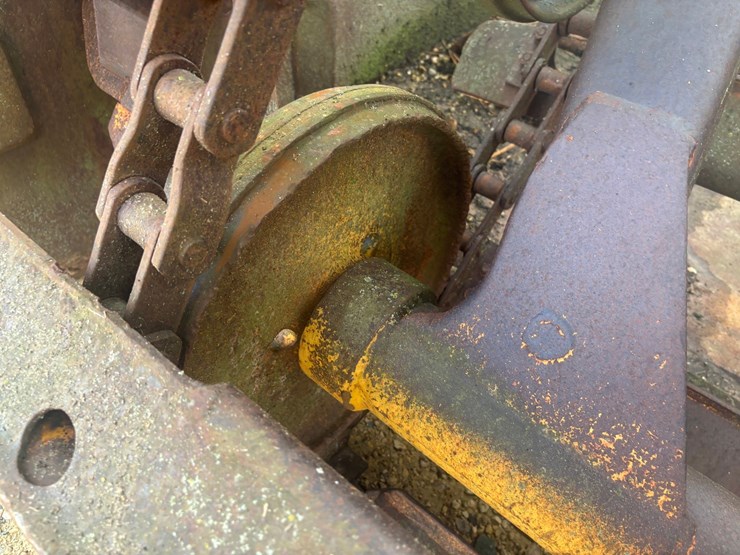 caterpillar-613-image-83
