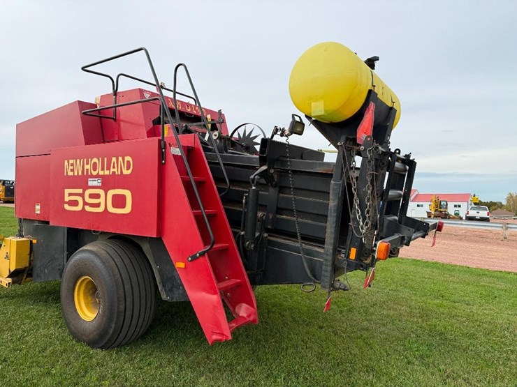 1999-new-holland-590-image-10