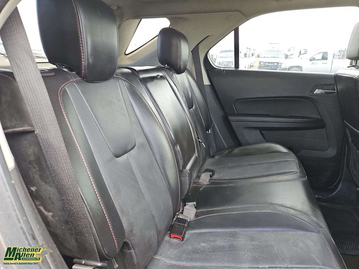 2012-chevrolet-equinox-lt-image-16