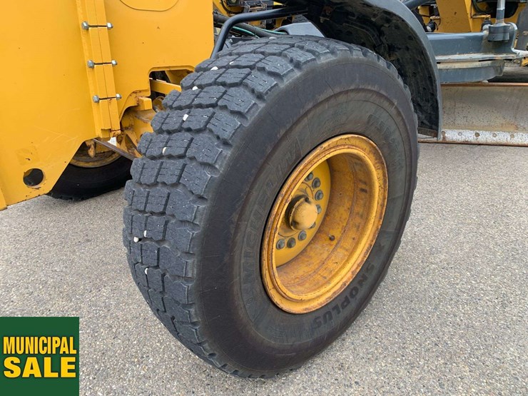 2012-deere-770gp-image-20