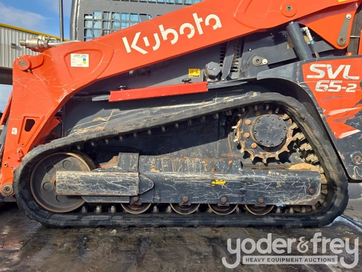 2023-kubota-svl65-2-image-10