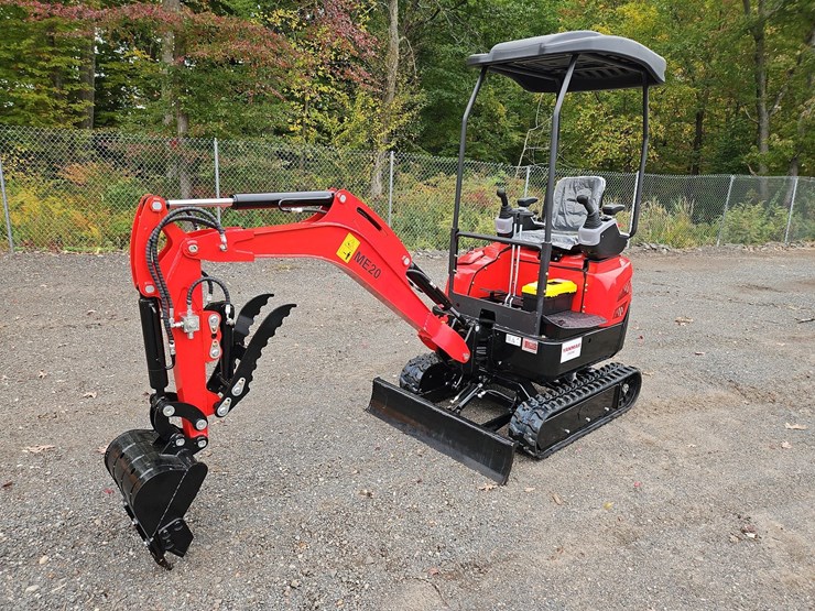 sdlanch-me20-mini-excavator-image-1