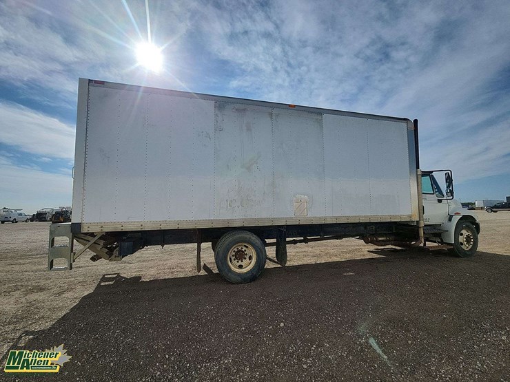 2014-international-durastar-4300-image-7
