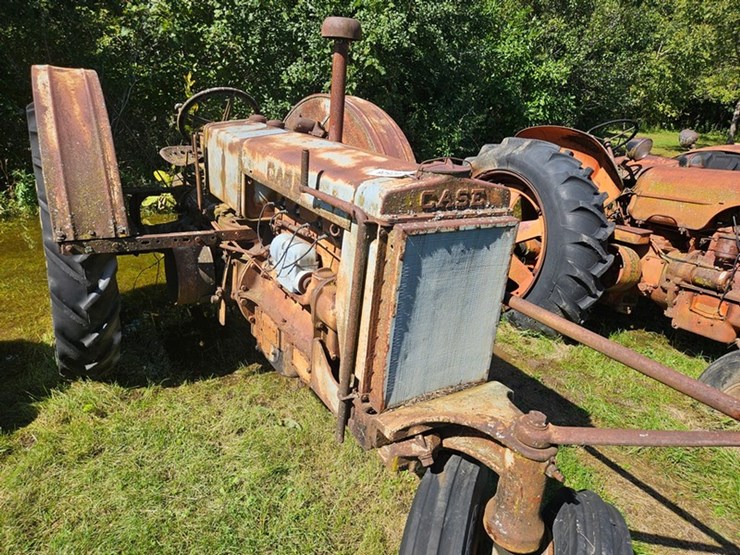 #2526-•-1935-case-cc-tractor-image-10