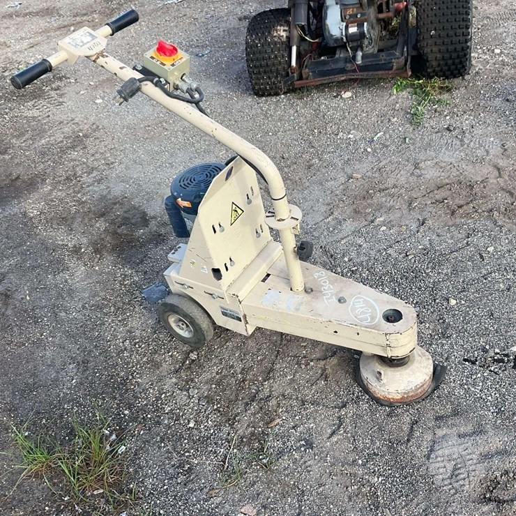 EDCO TMC-7-2L Magna Trap 7in Electric Edge Grinder