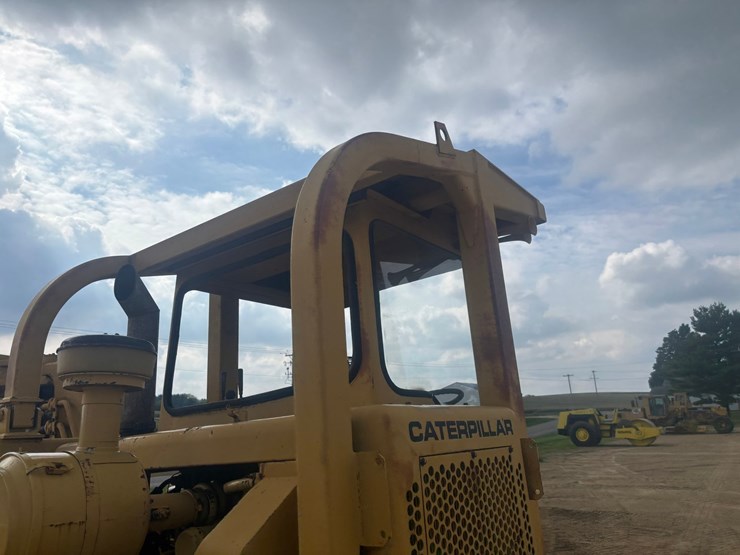 caterpillar-613-image-15