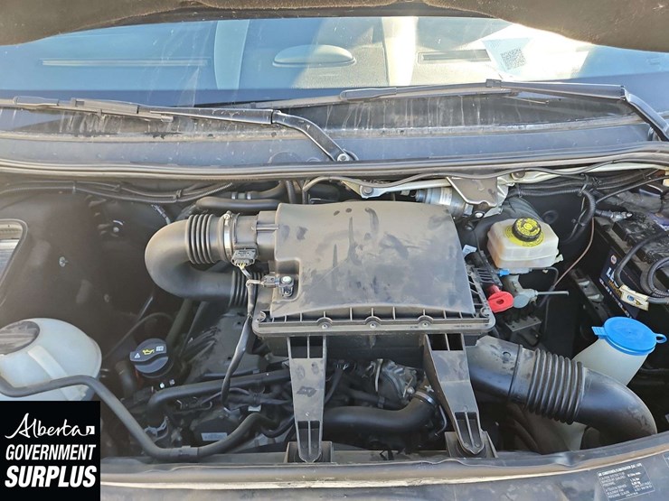 2012-mercedes-benz-sprinter-2500-image-26