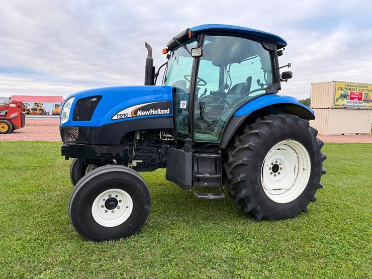 new-holland-ts110a-image-1