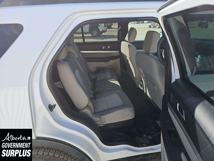 ford-explorer-image-16