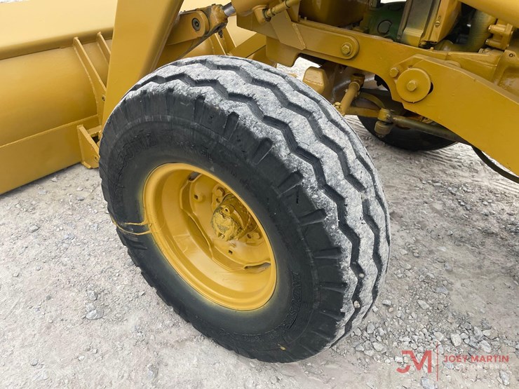 john-deere-2-image-12