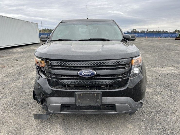 2014-ford-explorer-image-8