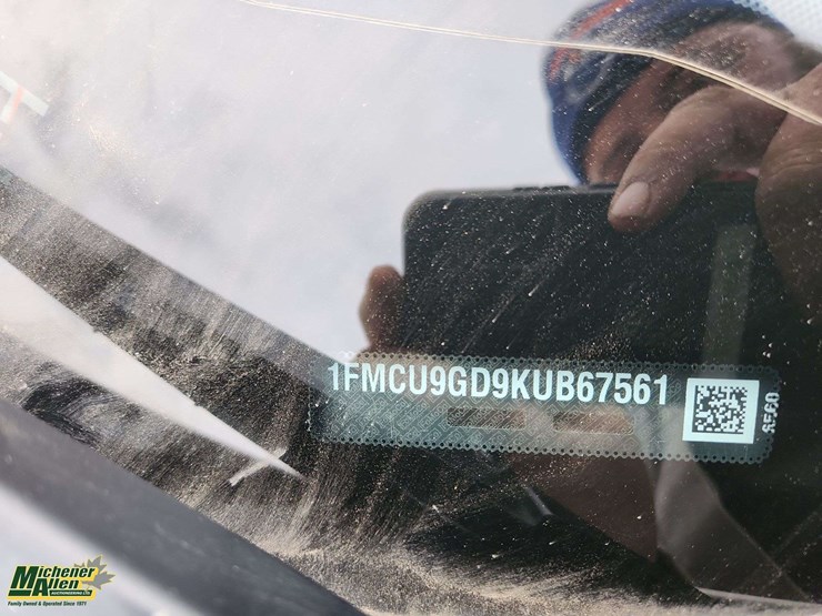2019-ford-escape-se-image-8