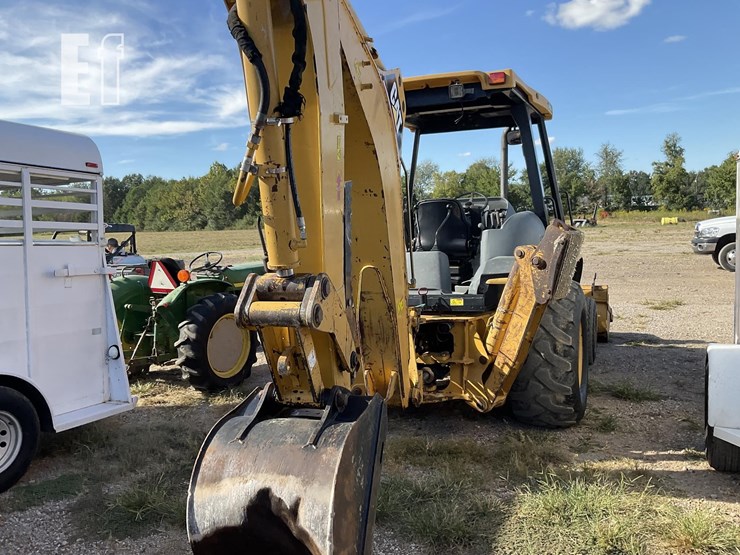 caterpillar-416d-image-9