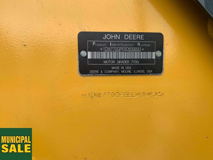 2012-deere-770gp-image-37