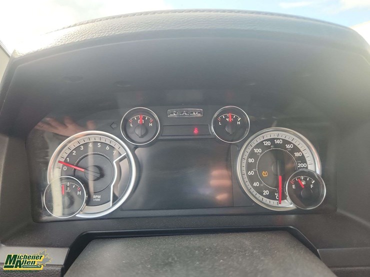 2013-dodge-1500-image-20