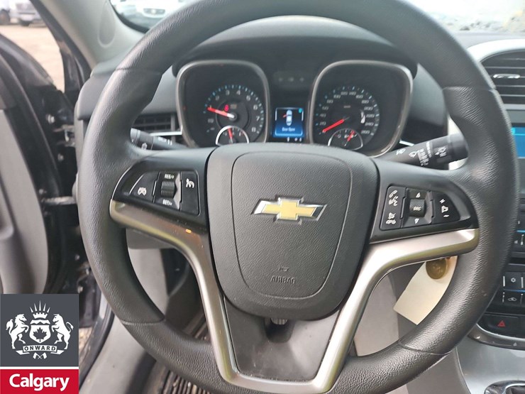 2015-chevrolet-malibu-ls-4dr-sedan-image-17