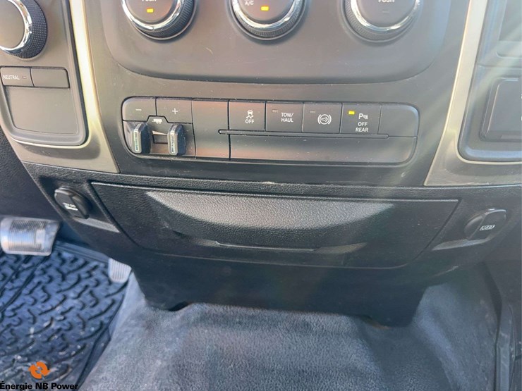 2018-ram-3500-slt-image-22