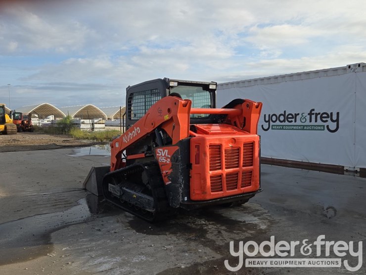 2023-kubota-svl65-2-image-3