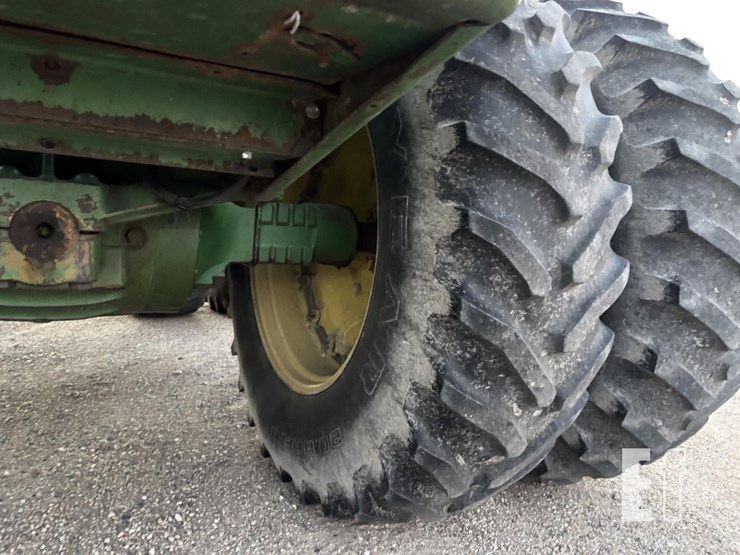 1979-john-deere-8640-image-9