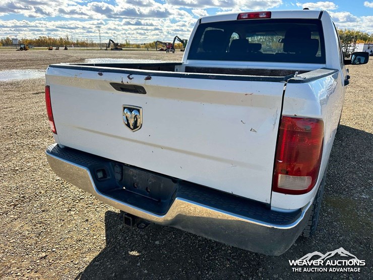 2012-dodge-ram-1500-image-44