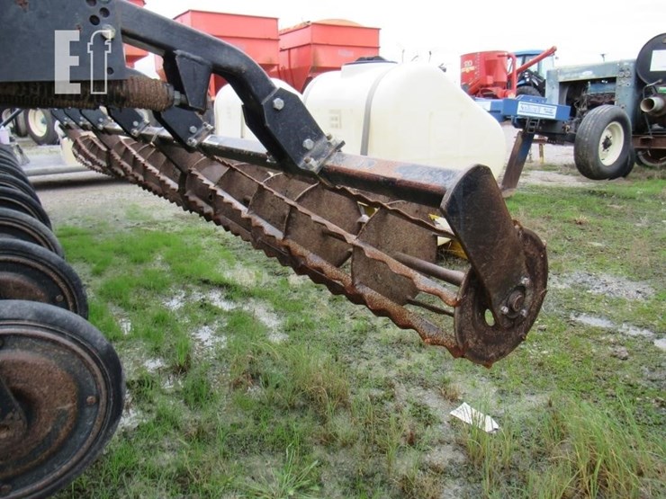 great-plains-solid-stand-1500-image-14