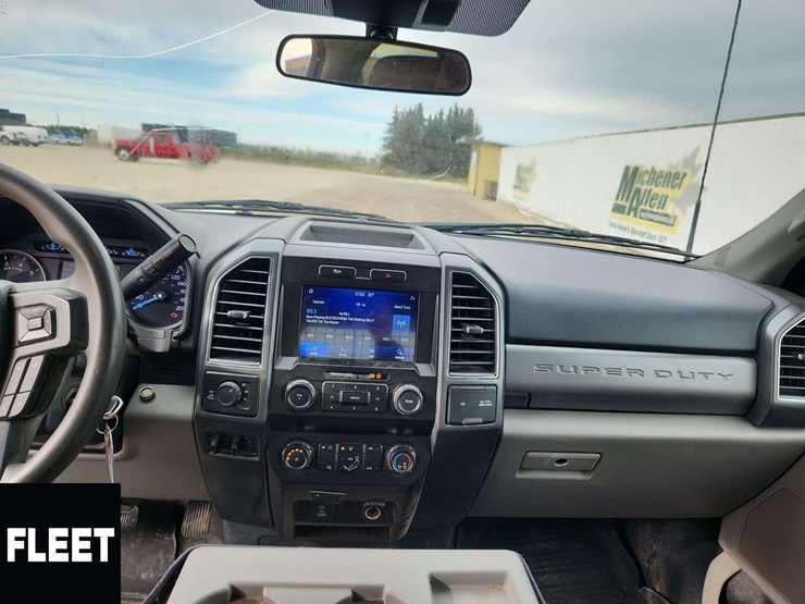 2022-ford-f250-image-13