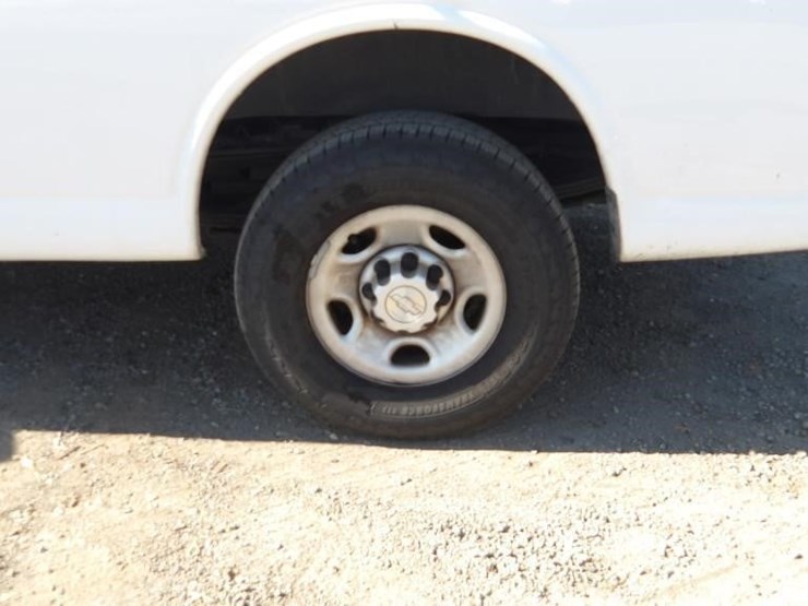 2019-utility-van-image-5