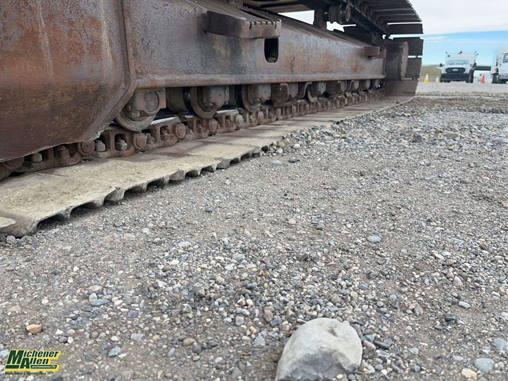 2011-deere-250g-lc-image-10