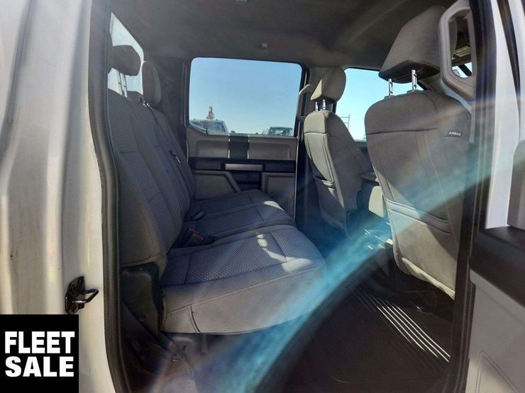 2022-ford-f250-image-17