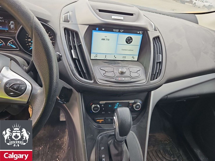 2016-ford-escape-se-image-17