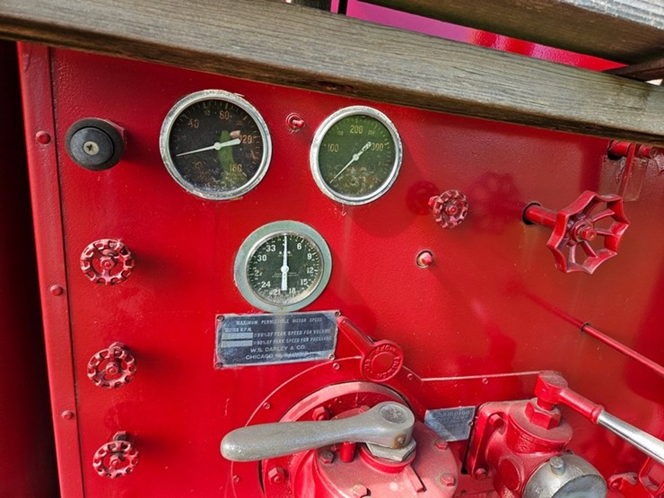 #2514-•-1947-gmc-ec-303-fire-truck-image-29