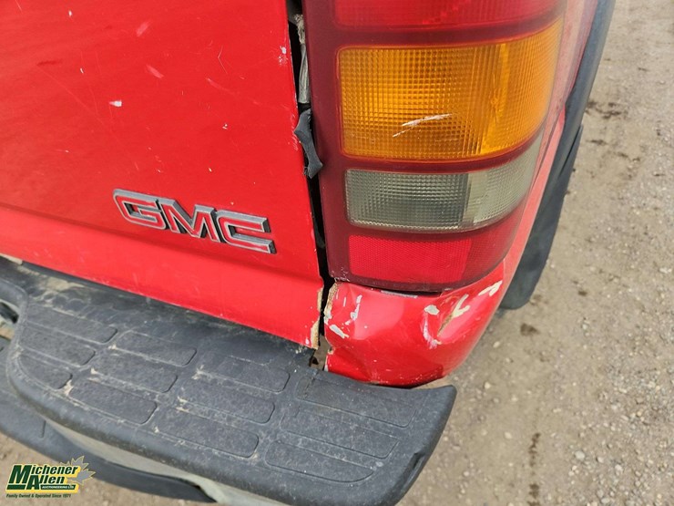 gmc-sierra-2500hd-image-34