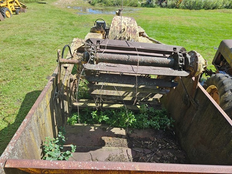 #2520-•-john-deere-paddle-scraper-image-21