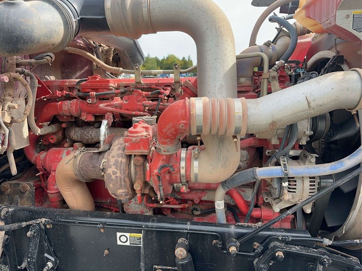 2022-peterbilt-389-image-22