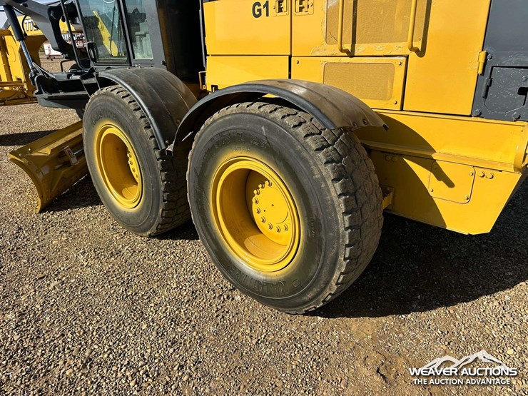 john-deere-15-image-35