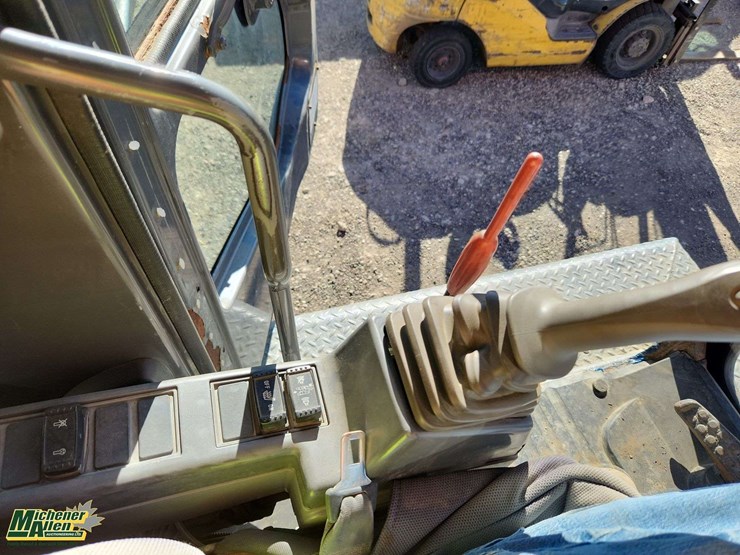 2007-hitachi-zx270-lc-3-image-15