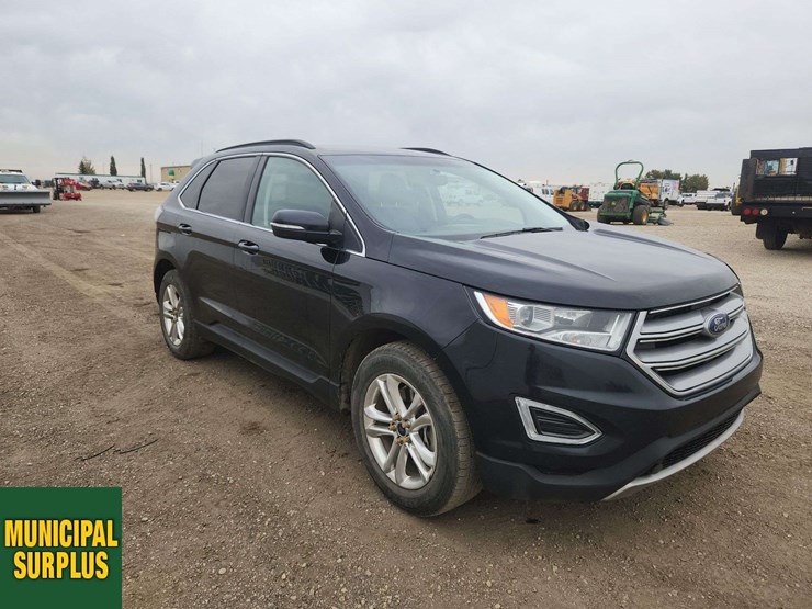 2016-ford-edge-sel-image-2
