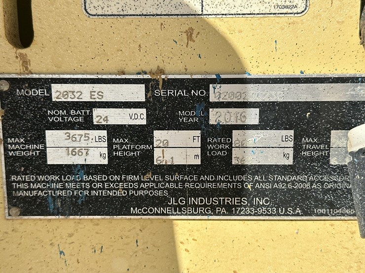 2016-jlg-2032es-image-34