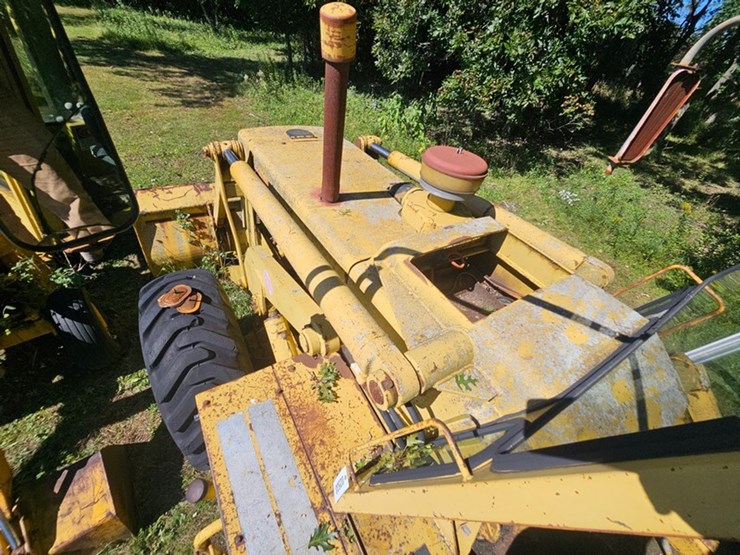 #2533-•-bucyrus-erie-200-4-series-iii-dynahoe-backhoe-image-44