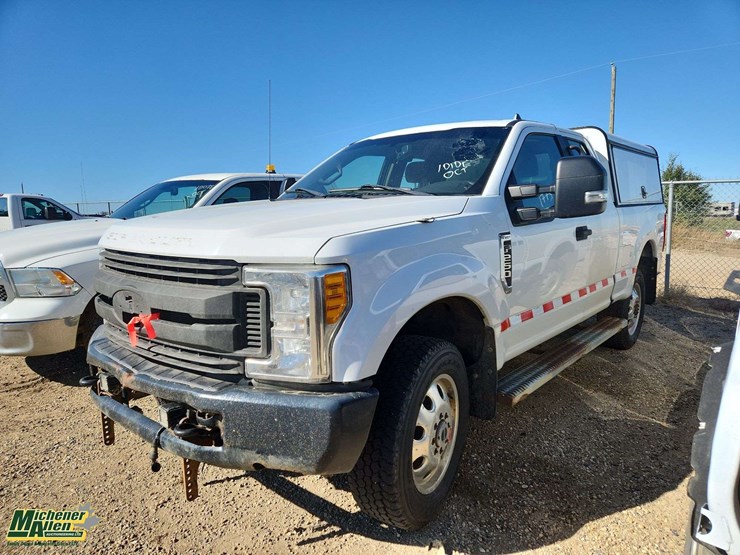 2019-ford-f250-image-1